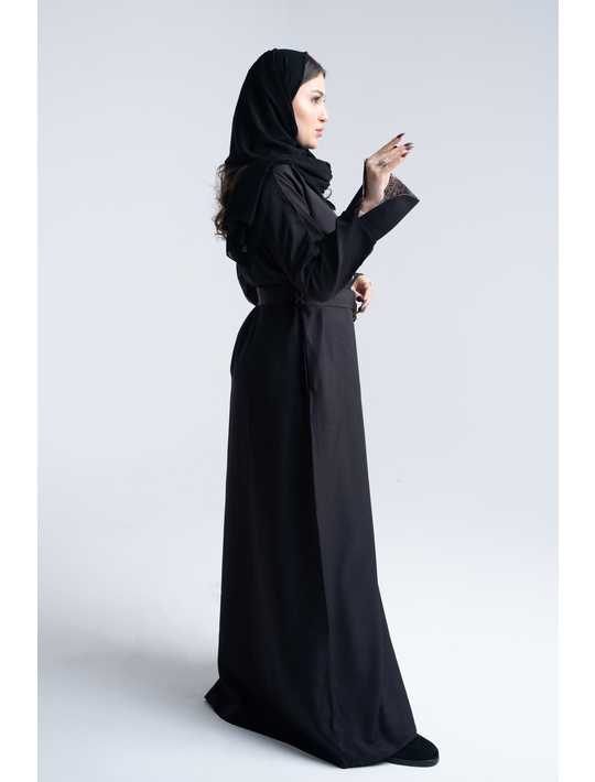 Closed Casual Abaya With Button Closure