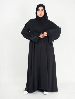 Abaya with navy lace details on sleeves