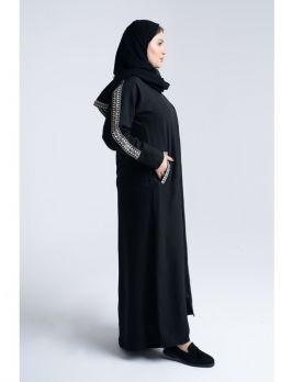 Casual Closed Abaya With Cotton Studded Tapes